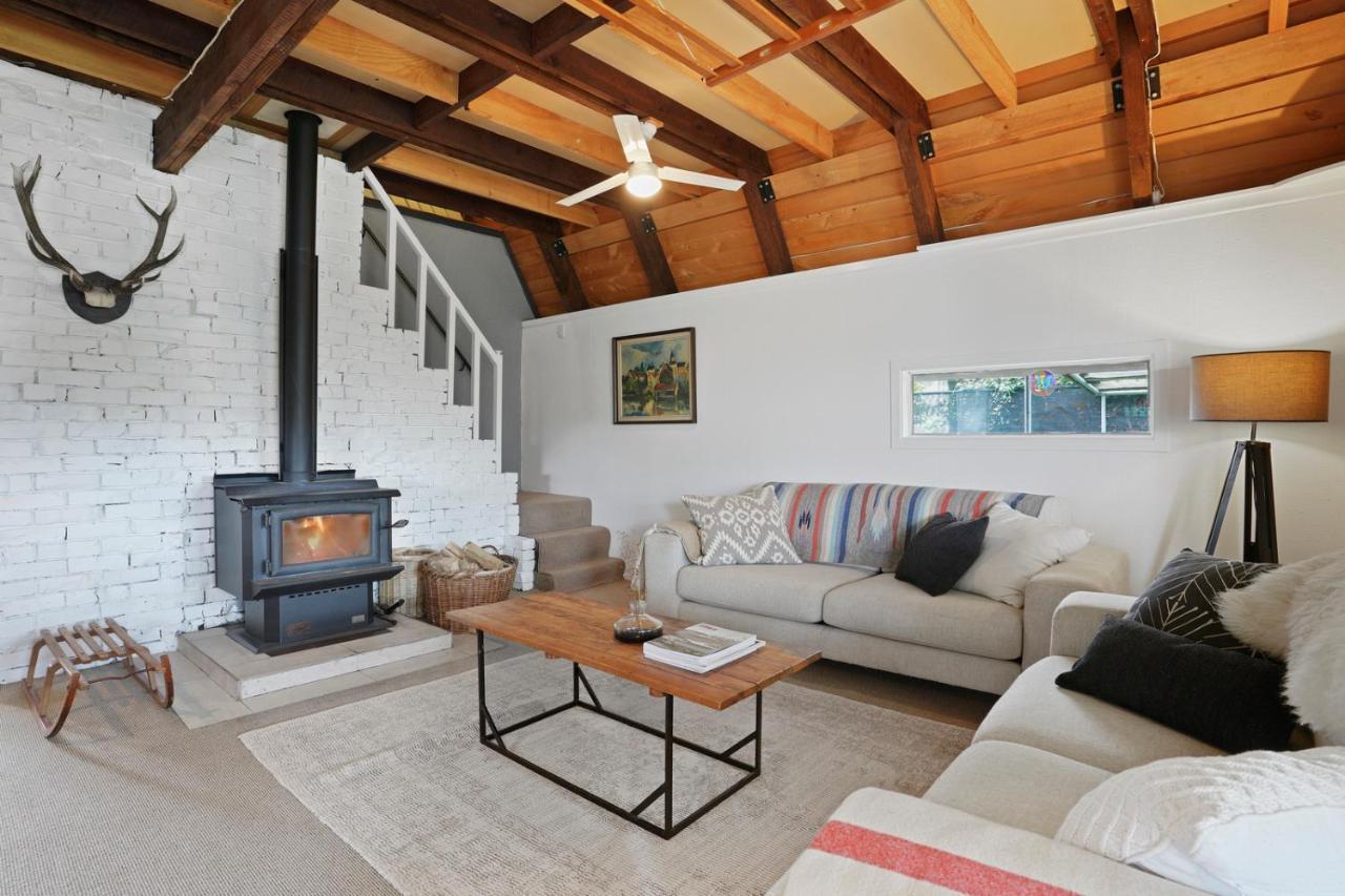Snow Chalet - Fairlie Holiday Home Екстер'єр фото