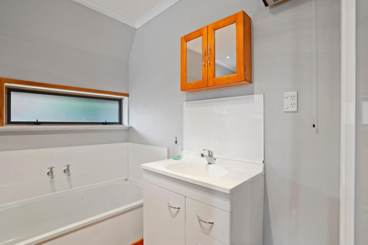 Snow Chalet - Fairlie Holiday Home Екстер'єр фото